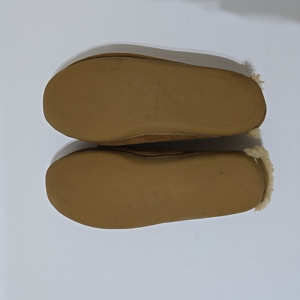 L.L. Bean Men's Moccasin Slippers - Picture 3 of 6